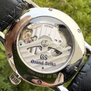 Grand Seiko Spring Drive GMT Power Reserve SBGE027 4